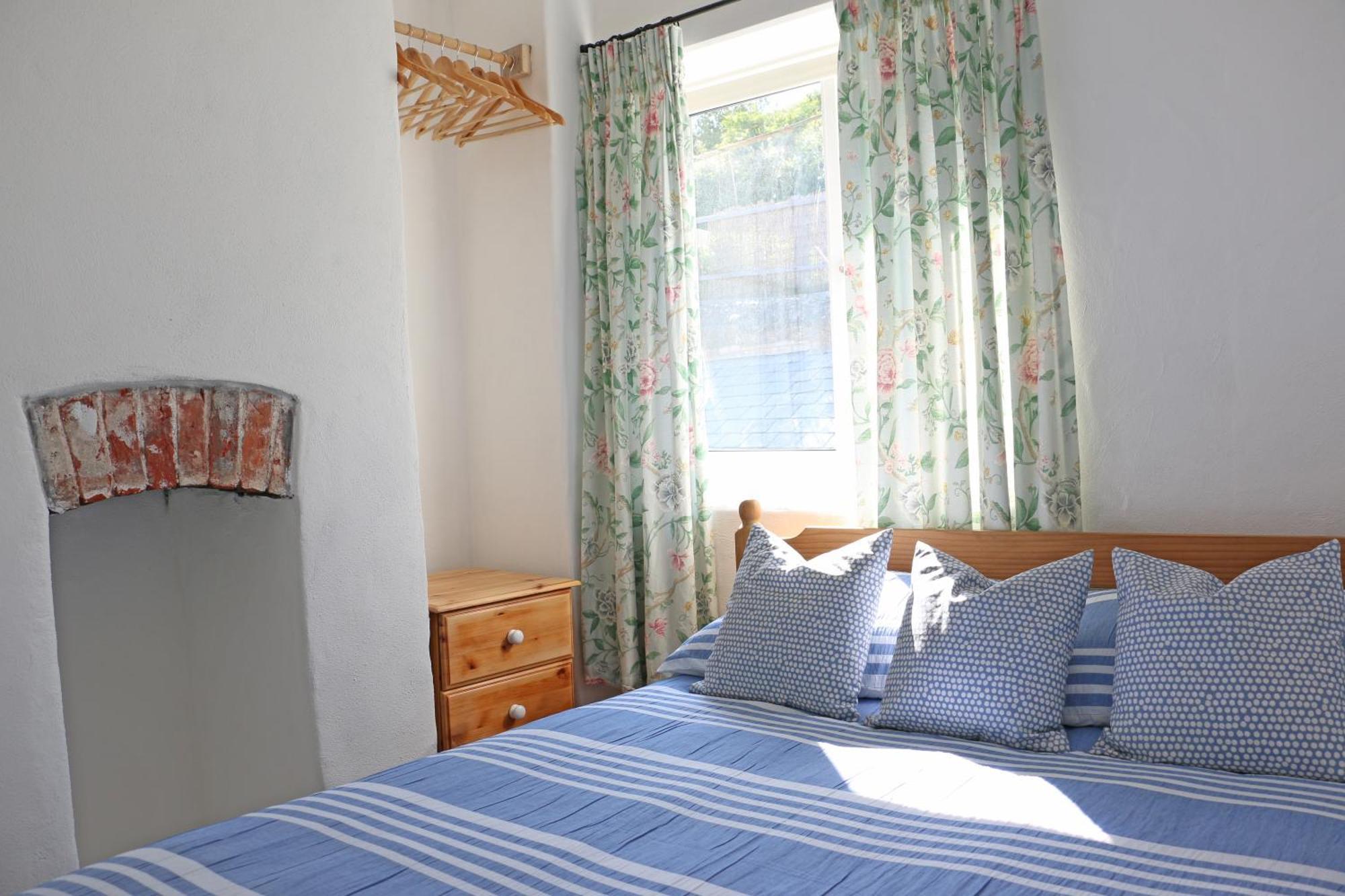 Cosy Beachside Cottage Bigbury Екстериор снимка